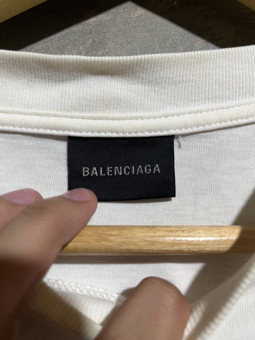 BALENCIAGA (Category: Tshirts & Polo Shirts ) located in Davao. Submitted by rylthriftz12 (Listing ID 1465002228, Image 3). Description: .