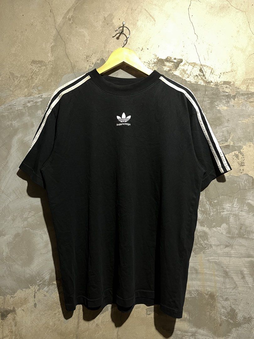 BALENCIAGA x ADIDAS (Category: Tshirts & Polo Shirts ) located in Davao. Submitted by rylthriftz12 (Listing ID 1465002410, Image 1). Description: .