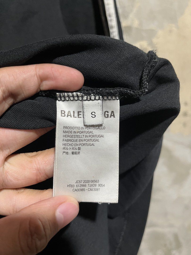 BALENCIAGA x ADIDAS (Category: Tshirts & Polo Shirts ) located in Davao. Submitted by rylthriftz12 (Listing ID 1465002410, Image 3). Description: .