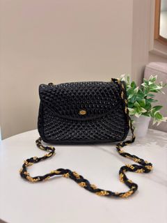 (Category: ) located in . Submitted by luxshare_preloved_ (Listing ID 1465060741, Image 1). Description: .
