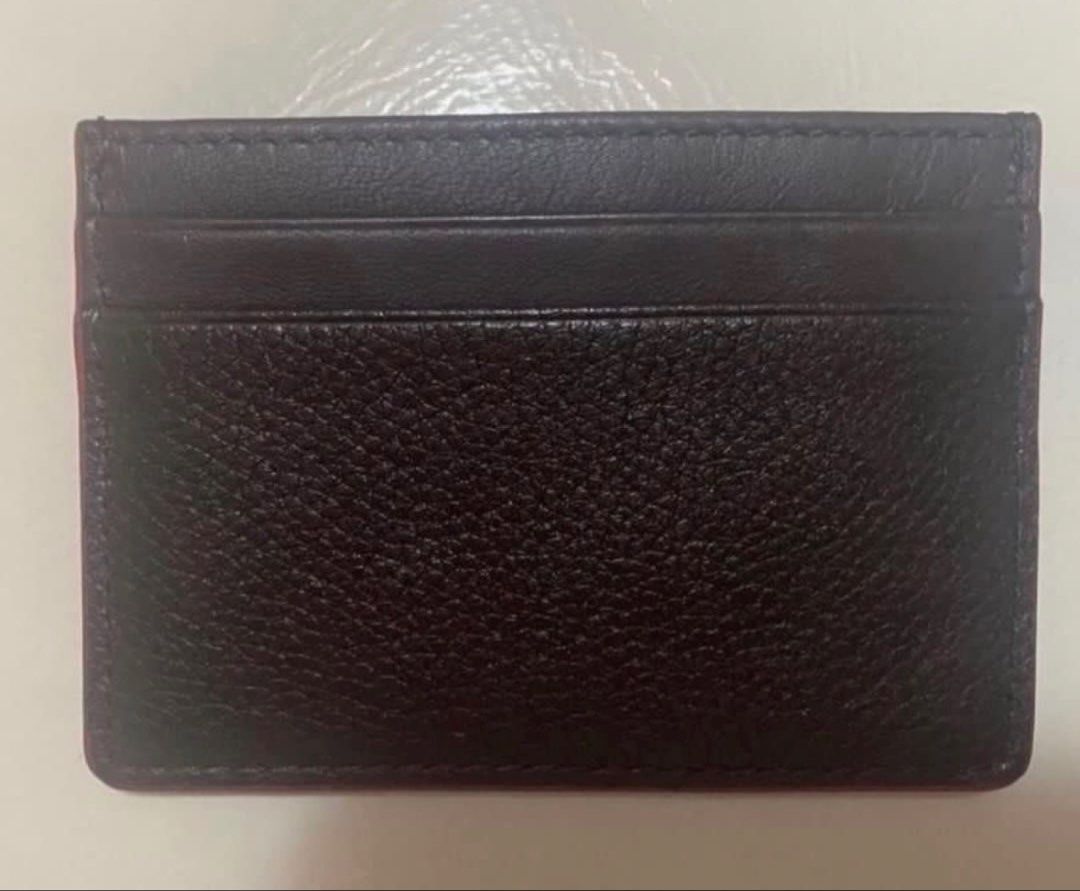 Banana Republic leather cardholder (Category: Purses & Pouches) located in Manila. Submitted by bwshoppe (Listing ID 1465018300, Image 2). Description: Brand new with tag US purchased .