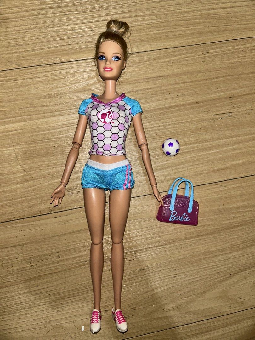 Barbie Doll (Category: Kids Toys) located in Malabon City. Submitted by amees94 (Listing ID 1465127772, Image 1). Description: What you see is what you get. PM FOR MORE DETAILS. ☺️.