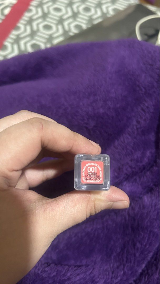 barenbliss lippie shade 001 (Category: Makeup) located in Manila. Submitted by hirunlody (Listing ID 1465037263, Image 2). Description: used 1x lang and i sont like it :().