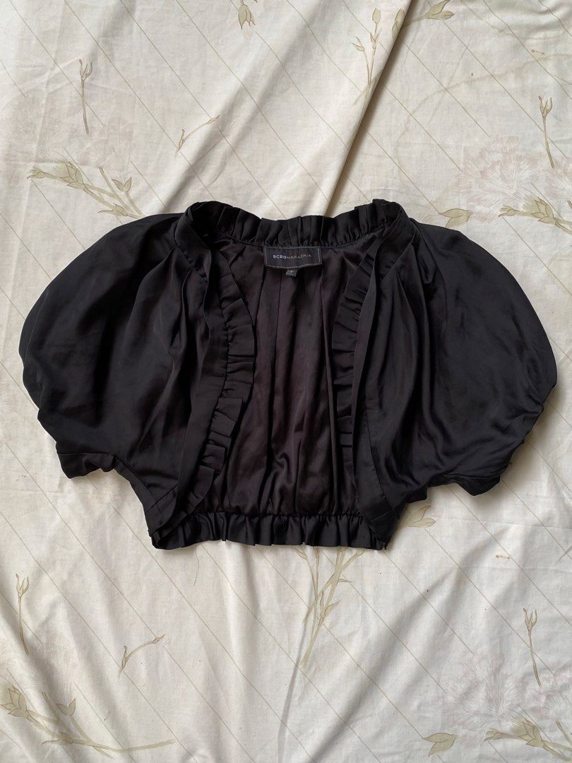 BCBGMAXAZRIA Silk Bolero (Category: Coats, Jackets and Outerwear) located in Penaranda. Submitted by lollyloviex (Listing ID 1465026259, Image 2). Description: .