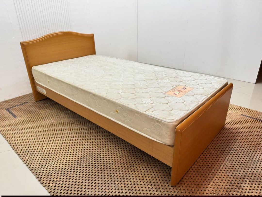 Bed Set (Category: Bed Frames & Mattresses) located in Meycauayan. Submitted by marygracecasimiro (Listing ID 1465009627, Image 2). Description: Wooden Single France Bed with Chiropractic Mattress Bedset Price: 11,500 💚 Frame: 41 x 80.5 x 32.5/12 Mattress: 38 x 76 x 7.