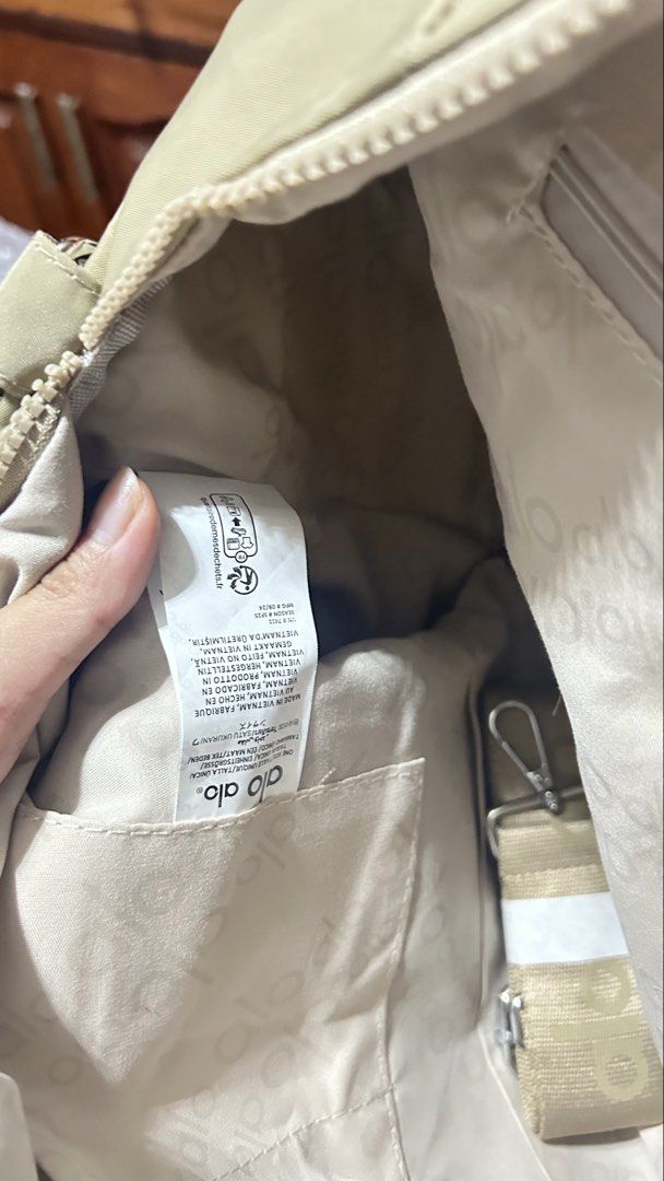 beige alo shoulder bag (Category: Shoulder Bags) located in Quezon City. Submitted by prelovedthings830 (Listing ID 1465047037, Image 3). Description: .