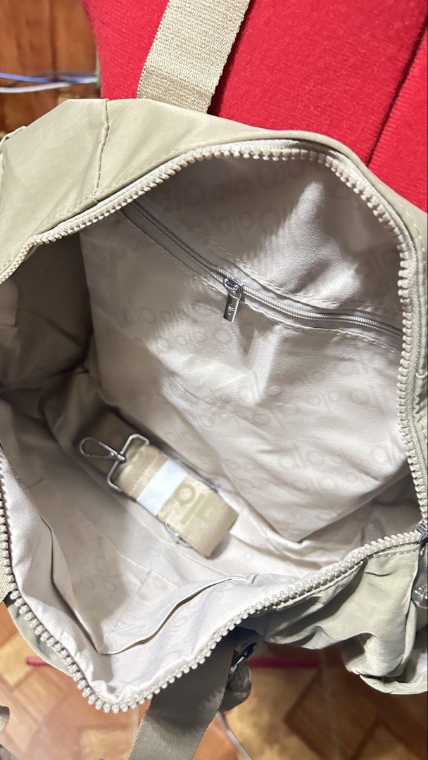 beige alo shoulder bag (Category: Shoulder Bags) located in Quezon City. Submitted by prelovedthings830 (Listing ID 1465047037, Image 2). Description: .