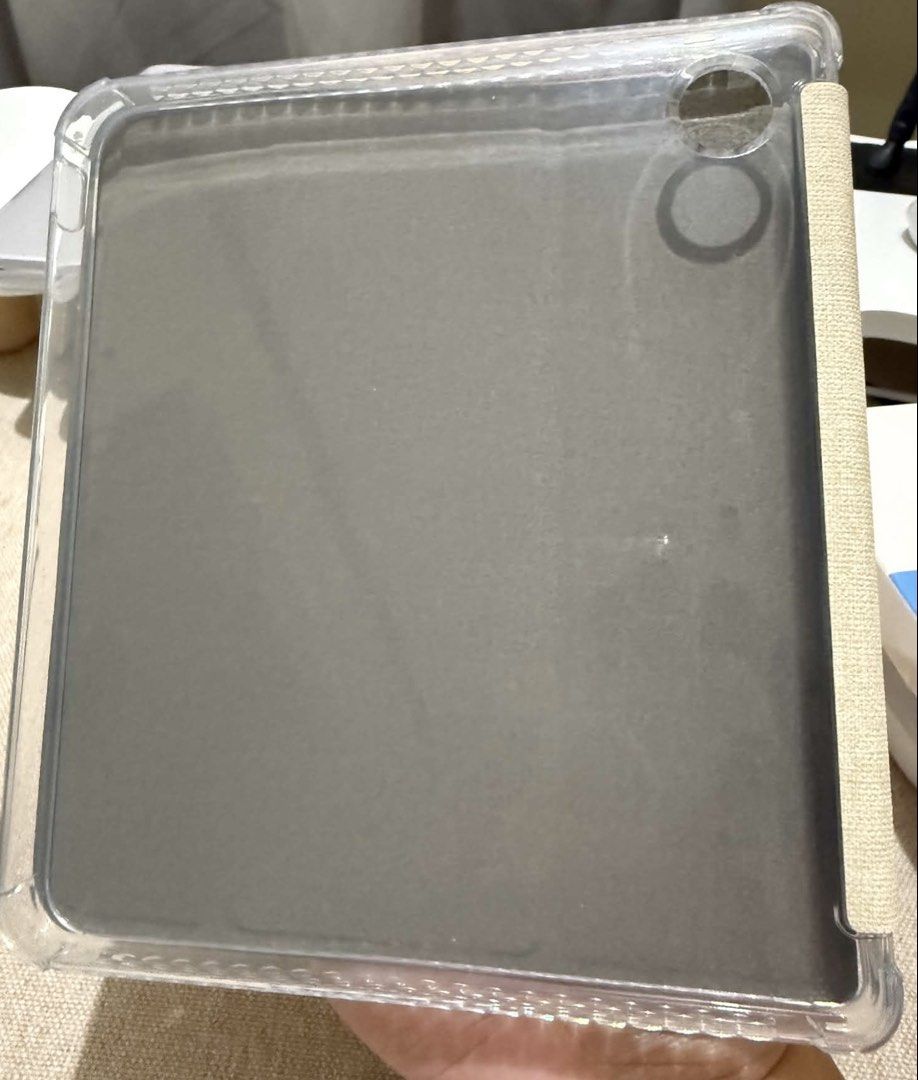 Beige Tudia Case for KLC kobo Libra Colour (Category: Cases & Sleeves) located in Quezon City. Submitted by raspberryblushe (Listing ID 1464986560, Image 2). Description: Used once Condition: VGC 9/10 RFS: Resell For Lalamove / Jnt / Grab E only Loc: FAIRVIEW, QC.