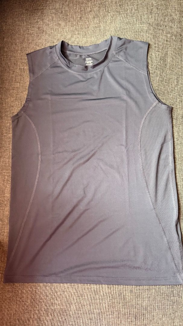Bench Active Compression Tank Top | L | Grey (Category: Activewear) located in Cainta. Submitted by goodstuffxiv (Listing ID 1465019366, Image 1). Description: - Brand: Bench Active - Item: Compression shirt - Color: Grey - Size: L - Sun Protection: Built-in UPF +50 - Material: 87% polyester, 13% elastane (super stretchy) - Neckline: Crew neck - Condition: Clean, great for workouts and outdoor runs - Used less than 3 times MOP: GCash or bank tran