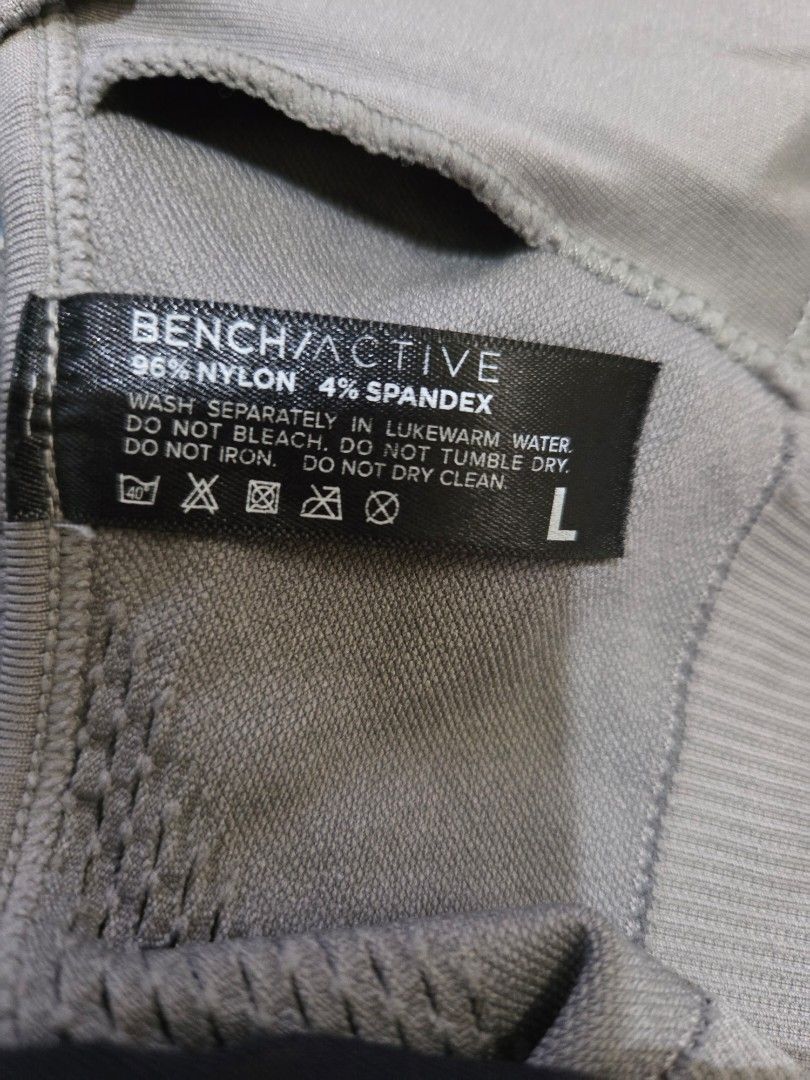 Bench bra bundle (Category: Activewear) located in Naguilian. Submitted by impulsive.buyer02 (Listing ID 1464996086, Image 3). Description: Used once large padded.