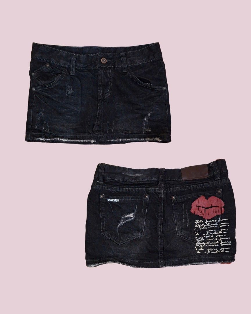 black denim kissy mini skirt (Category: Skirts) located in Cainta. Submitted by thepinkkeep (Listing ID 1465074581, Image 1). Description: 🎀 black denim kissy mini skirt ⋆. 𐙚˚࿔ 𝓪𝓿𝓪𝓲𝓵𝓪𝓫𝓵𝓮 𝜗𝜚˚⋆ size: xs like new ! mine - 199 steal - 219 grab - 239 lock - 299 unavailable bids will be marked by an ❌ an 8-hour duration before order confirmation or release to next bidder will be take effect once a bid is placed please read the shop rules p