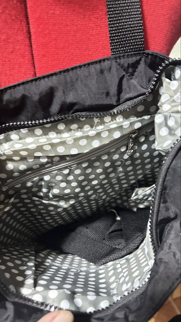 black kipling shoulder bag (Category: Shoulder Bags) located in Quezon City. Submitted by prelovedthings830 (Listing ID 1465051046, Image 3). Description: .