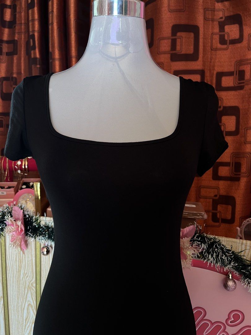 black long dress (Category: Dresses) located in Manila. Submitted by myapparelshop (Listing ID 1464970716, Image 2). Description: .