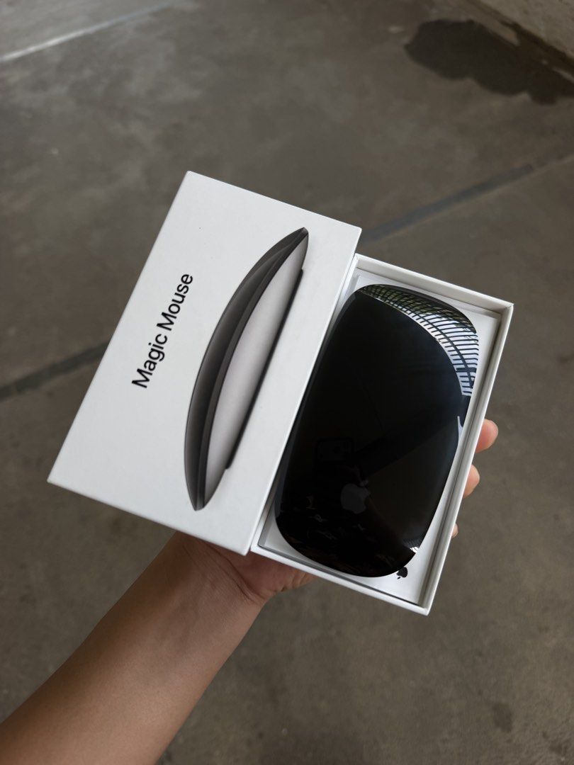 Black Magic Mouse (Category: Mouse & Mousepads) located in San Fernando. Submitted by idistrictph (Listing ID 1464970424, Image 1). Description: • Like new condition • No issue • Complete with box • Bought for 6k Selling Price: 3k only (fixed and last price) Will not entertain lowballers..