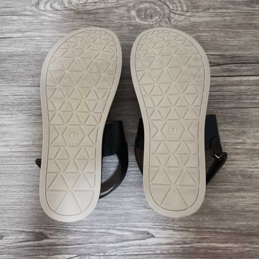 Black Sandals (Category: Flats & Sandals) located in Bacoor. Submitted by bloomingpetals (Listing ID 1464993856, Image 3). Description: ✨ For Sale: PARISIAN COMFY Sandals ₱500 FIXED • Size: EUR 37 / US 7 • Condition: Like new • Used: Once only • Clean and well-maintained • Original Parisian Comfy • No noticeable damage/issues Selling because I no longer use them. Please check the photos for actual condition. 🤍.