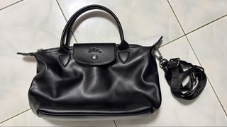 (Category: ) located in . Submitted by _fairyhazelpreloved (Listing ID 1465042275, Image 1). Description: .