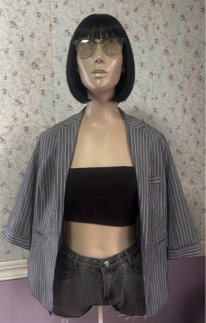 Blazer with stripes (Category: Coats, Jackets and Outerwear) located in Manila. Submitted by shop.thrifter (Listing ID 1464989604, Image 1). Description: Small to Medium Size Gray with black stripes .