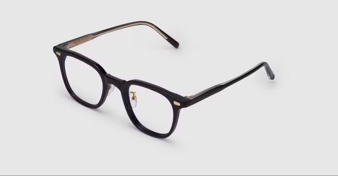 Blue elephant LATW black glasses (Category: Sunglasses & Eyewear) located in Pasig City. Submitted by abibilitinda (Listing ID 1465007440, Image 3). Description: - Sleek black square frame with clear lenses - Stylish gold-tone accents on temples and bridge - Comfortable adjustable nose pads - Lightweight acetate material for all-day wear - Versatile design, perfect for daily use or switching to prescription lenses - current grade installed can ch
