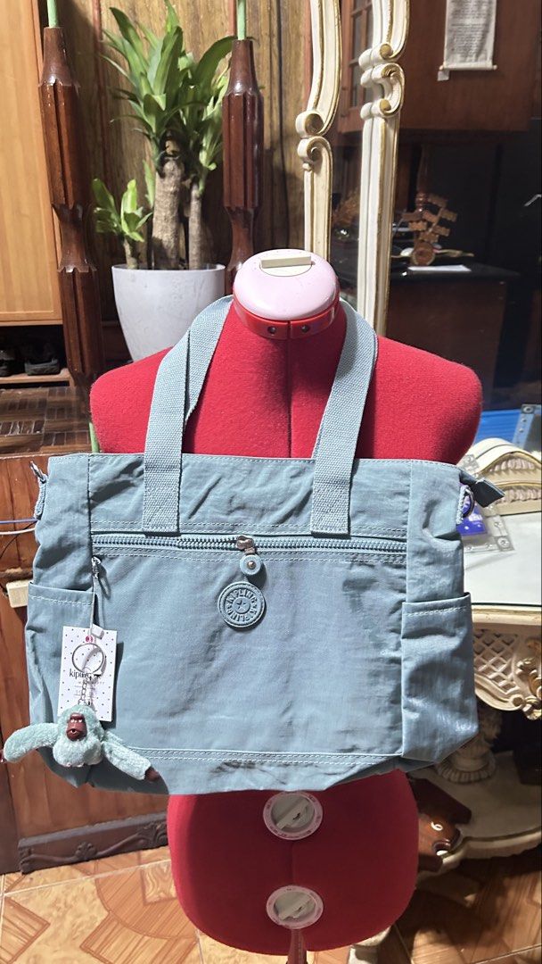 blue kipling shoulder bag (Category: Shoulder Bags) located in Quezon City. Submitted by prelovedthings830 (Listing ID 1465048895, Image 1). Description: .