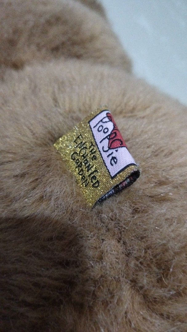 Blue Magic Brown Valentine's Teddy Bear (Category: Plushies & Soft Toys) located in Las Pinas. Submitted by honeykokoabear (Listing ID 1465127771, Image 3). Description: 🧸FOR SALE🧸 🐻Blue Magic Brown Valentine's Teddy Bear (15 INCHES) PHP 350 •This is prelove so manage your expectations. •Minor Flaw (May tastas po yung ribbon & rough texture of bear due to old model) 💸MOP: GCASH 🛵MOD: LALAMOVE IF MALAYO PO (shoulder ni buyer shipping fee) 💎C