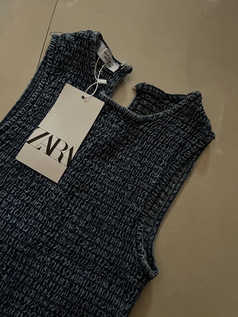 Blue Sleeveless Dress (Category: Dresses) located in Manila. Submitted by printrequest (Listing ID 1465010516, Image 2). Description: Fits XS, labeled as Small ✨ Brand new / never worn! Selling because it fits me a bit too small. Denim-look dress that’s comfy, easy to wear, and perfect for casual days. Great for errands, coffee dates, or a cute everyday outfit. 🤍 📌 Best fits XS despite the Small tag 📌 Never worn 📌 Denim-like material/design �