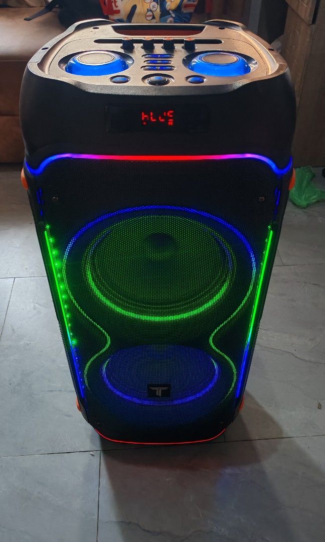 blutooth speaker (Category: Soundbars, Speakers & Amplifiers) located in San Jose del Monte. Submitted by luxurygarments (Listing ID 1465051450, Image 1). Description: .