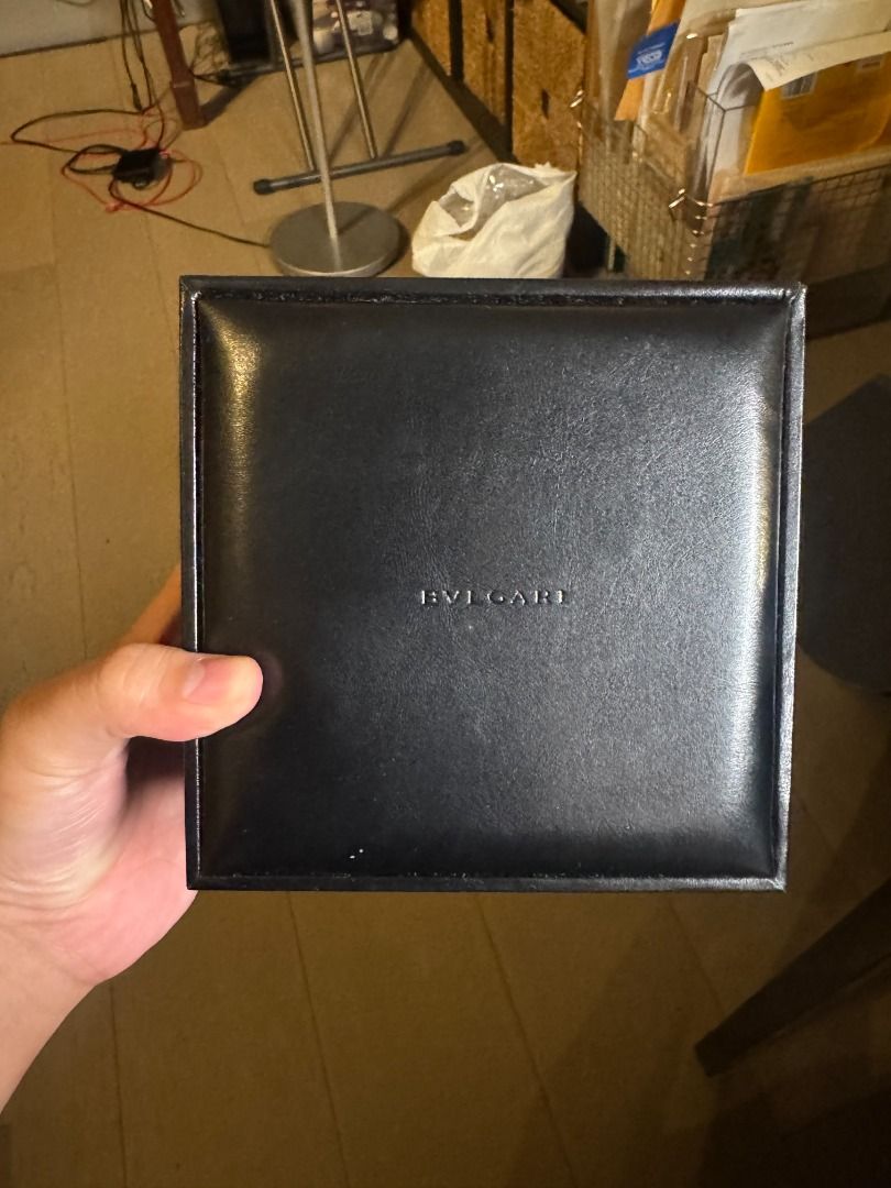 BLVGARI WATCH - Rettangolo - with Box and Papers (Category: Luxury Watches) located in Caloocan City. Submitted by bravephoenix_53906d (Listing ID 1465080175, Image 2). Description: .