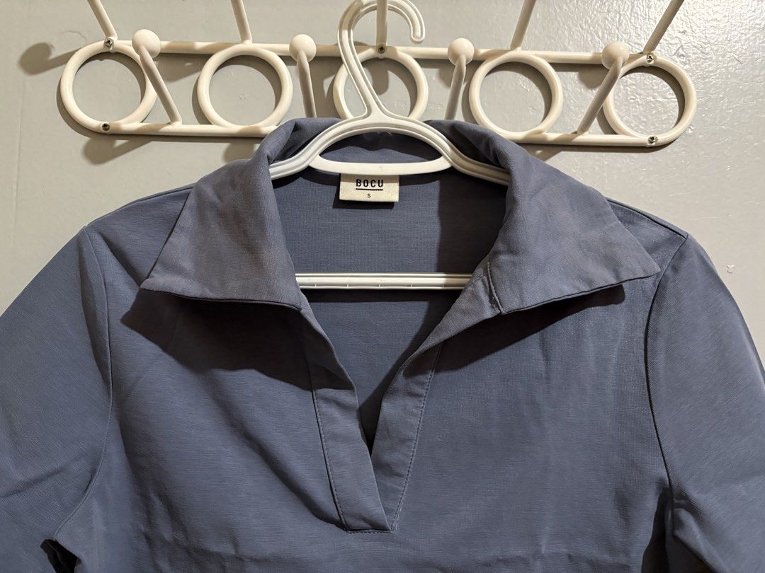 BOCU Thick Placket Wide Sleeve Boxy Polo Size S (Category: Blouses) located in Manila. Submitted by margascloset_ (Listing ID 1465058763, Image 3). Description: BOCU Women’s Thick Placket Wide Sleeve Dusty Blue Boxy Polo - Small on tag - Cropped length - Condition: lightly used & has slight discoloration on the collar; pre-loved RFS: Decluttering MOD: J&t, LBC, Lalamove, Grab MOP: Gcash / Bank.