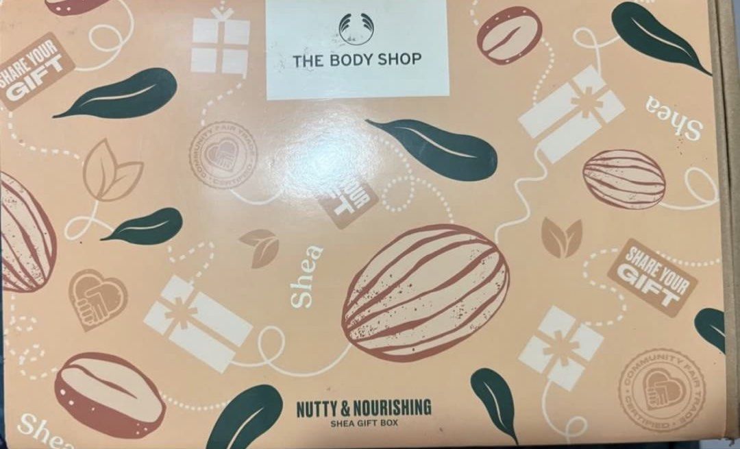 Body Shop Gift Set (Category: Body Care) located in Manila. Submitted by bwshoppe (Listing ID 1465015808, Image 2). Description: .