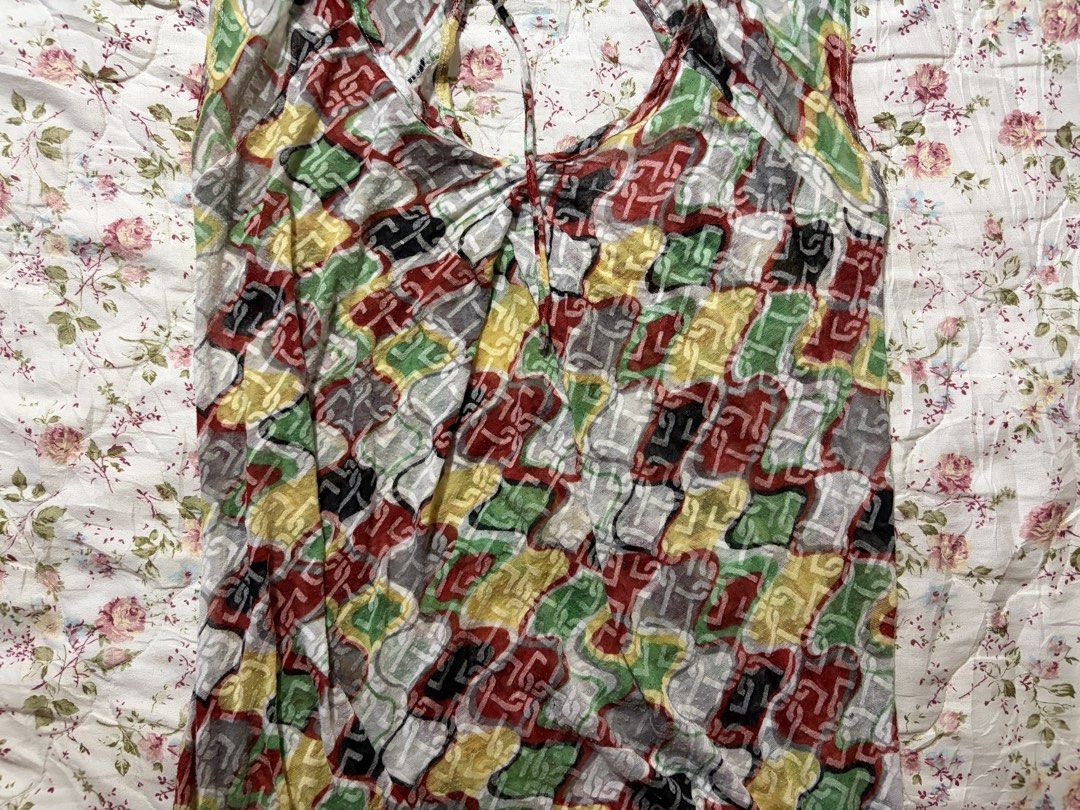 Boho Print Top (Category: Blouses) located in Muntinlupa City. Submitted by herellas0504 (Listing ID 1465115776, Image 3). Description: Boho Print Top Mine: 50 | Lock: 150 ——————————— size: xs-med has small holes (not visible when worn) still in good condition willing to keep!.