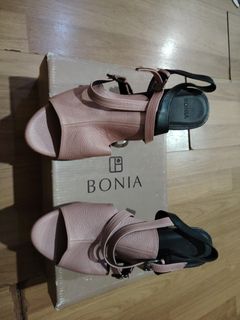 (Category: ) located in . Submitted by kasutputih (Listing ID 1465164510, Image 1). Description: .
