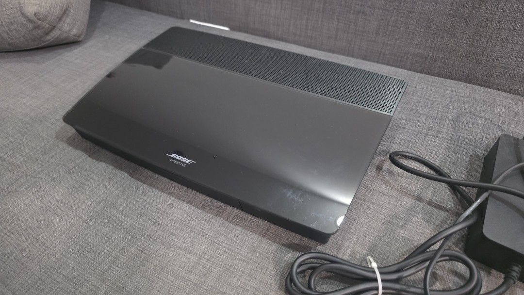 Bose Lifestyle 650 control Consule (Category: Soundbars, Speakers & Amplifiers) located in San Miguel. Submitted by rrshopstore (Listing ID 1465096401, Image 2). Description: For sale Bose Lifestyle 650/600 Control Consule. 220V/50-60hz Comes with power adapter only. No remote. Using Bose Apps to control.