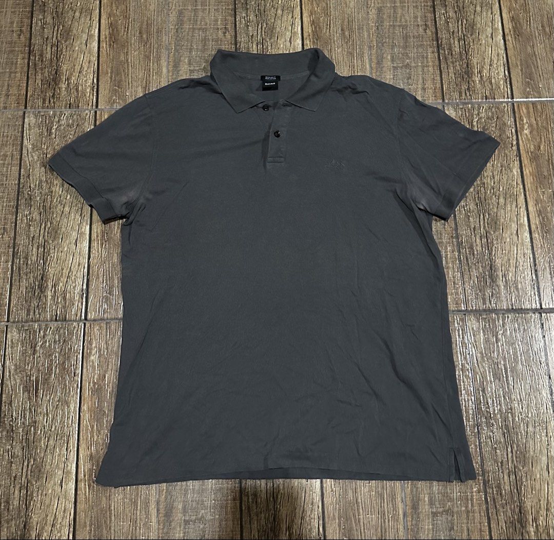 BOSS GREY POLOSHIRT (Category: Tshirts & Polo Shirts ) located in Manila. Submitted by urban-vintage_2 (Listing ID 1464971908, Image 1). Description: ISSUE: NONE ( NEED WASH ) MOP :GCASH ( NO COD ) SHIP VIA : LALAMOVE & J&T LOCATION : PASIG CITY LENGTH : 31 WIDTH : 25 .