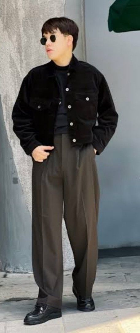 Bossini Jeans black corduroy jacket (Category: Coats, Jackets and Outerwear) located in Manila. Submitted by PrinceDani.Clothing (Listing ID 1465016362, Image 1). Description: bossini black corduroy cropped jacket small fit 20in width 21in length excellent condition .