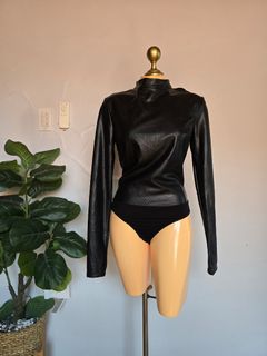 (Category: ) located in . Submitted by thriftolshoppiness (Listing ID 1465104086, Image 1). Description: .