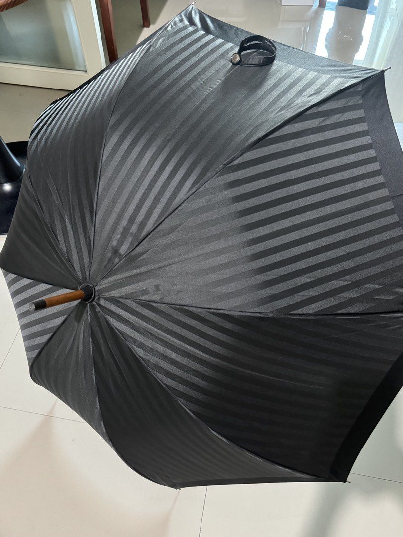 Branded Umbrellas from Japan 🇯🇵 (Category: Umbrellas) located in Makati City. Submitted by shop.ysaa (Listing ID 1465022939, Image 1). Description: 1- Balenciaga (P1200) 2- Nina Ricci (P900) 3- Dior (P900) 4- Pierre Balmain (P900) Can send more photos. Loc: Makati Lalamove only.