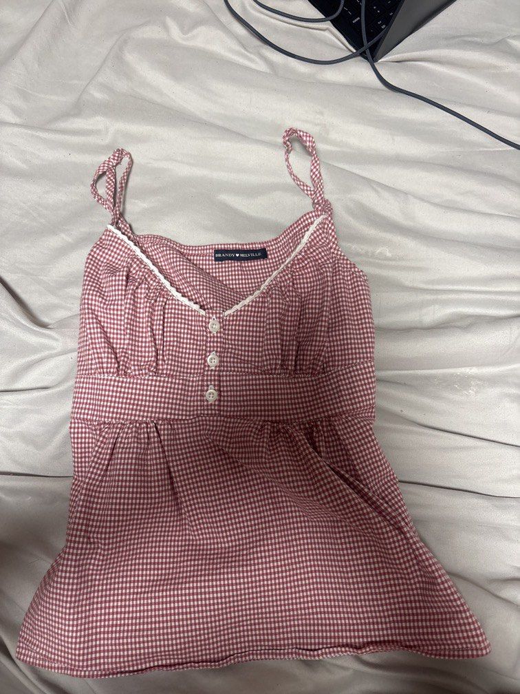 Brandy melville edith ginghnam top red (Category: Others Tops) located in Manila. Submitted by bluetakis67 (Listing ID 1465028578, Image 1). Description: Brand new no damage or anything one size only original .