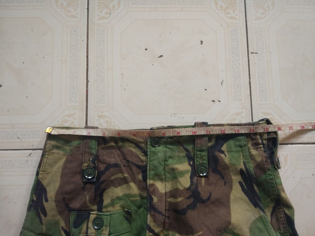 Bristish Army Cargo Pant 30 actual (Category: Trousers) located in Pasay City. Submitted by denimdude.ph (Listing ID 1465072174, Image 3). Description: .