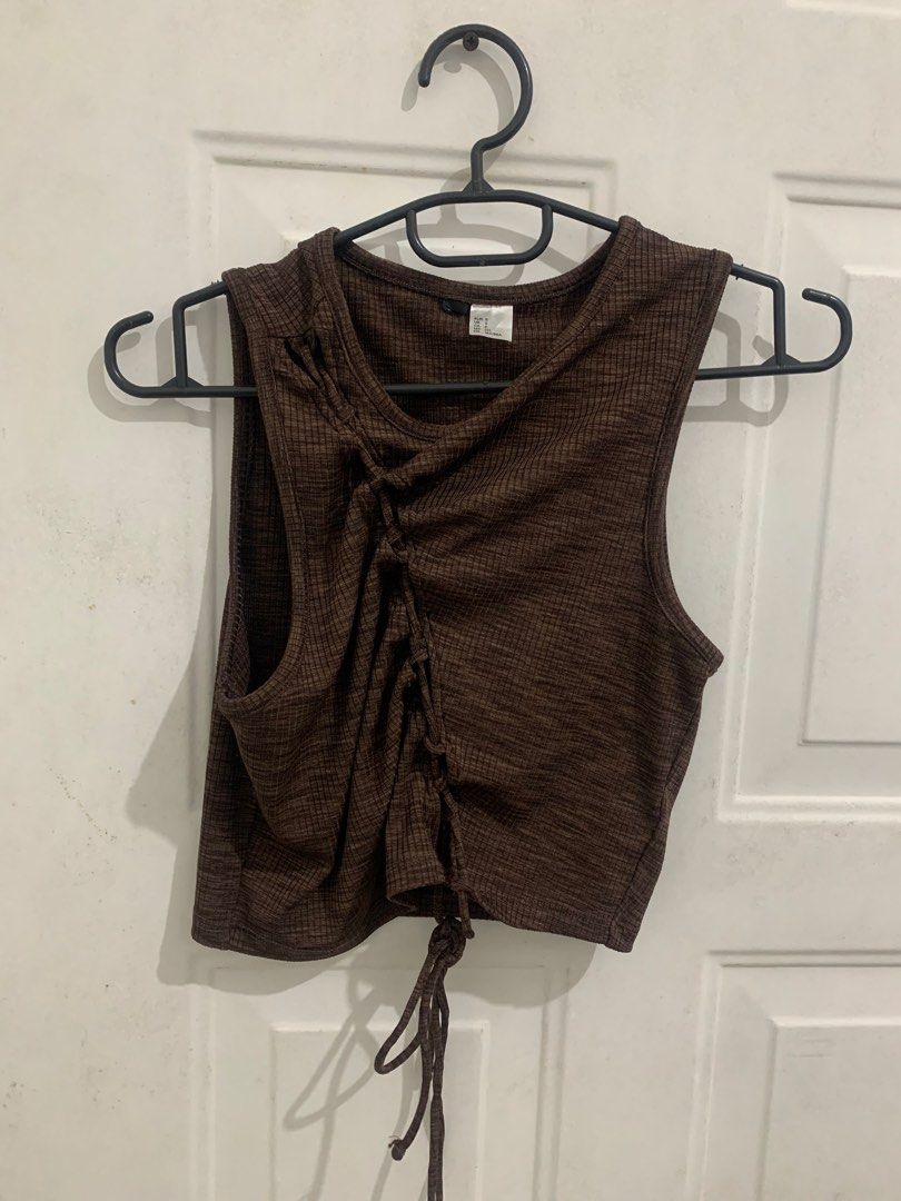 Brown Ribbed Ruched Drawstring Top (Category: Others Tops) located in Mendez-Nunez. Submitted by dawnrequiso16 (Listing ID 1465034212, Image 1). Description: No issue Small to medium.