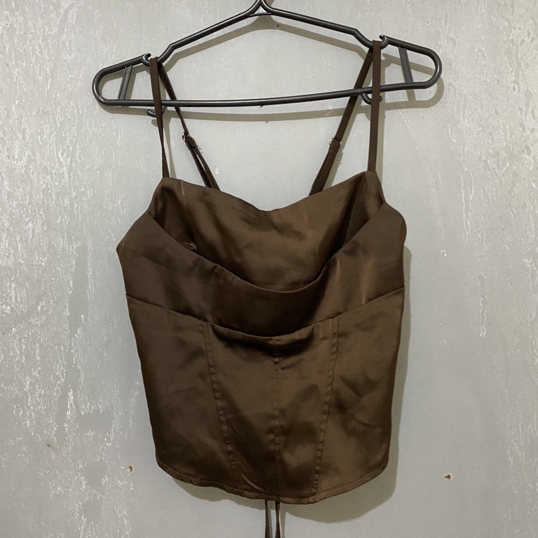 Brown Silk Corset Top (Category: Sleeveless) located in Quezon City. Submitted by lovelylittlepreloves (Listing ID 1464978592, Image 1). Description: .