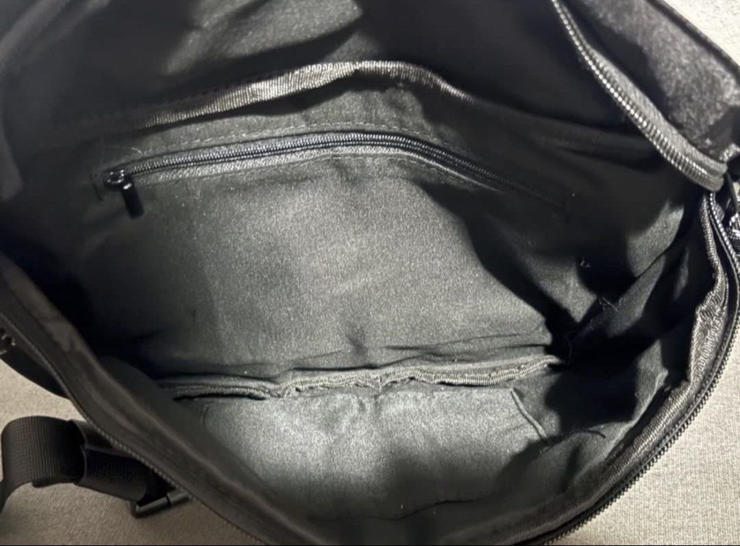 Bum bag(unise ) (Category: Cross-body Bags) located in Manila. Submitted by bwshoppe (Listing ID 1464990141, Image 3). Description: Purchased in SG, local brand Size: L 7” X W 13” .