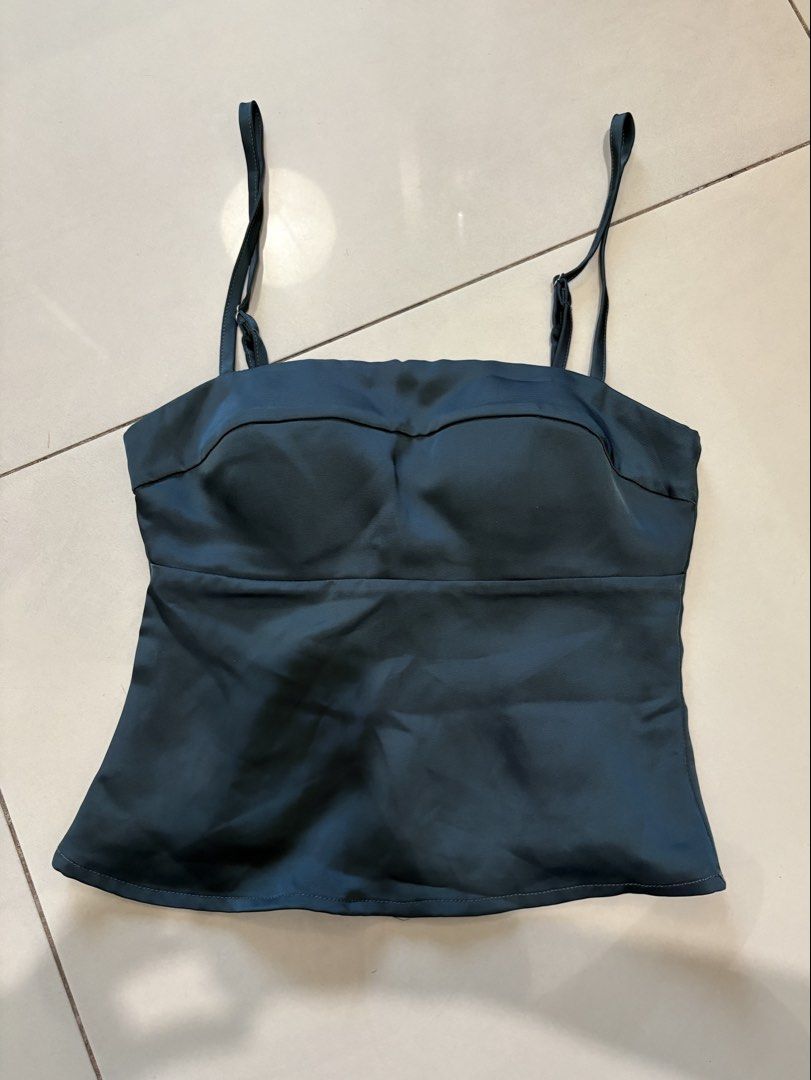 BUNDLE 4-Piece Tops and Denim Skirts (Category: Sets or Coordinates) located in Quezon City. Submitted by ch4se (Listing ID 1465031756, Image 2). Description: - 4-piece curated outfit bundle: 2 tops and 2 midi skirts - Fits XS-S .