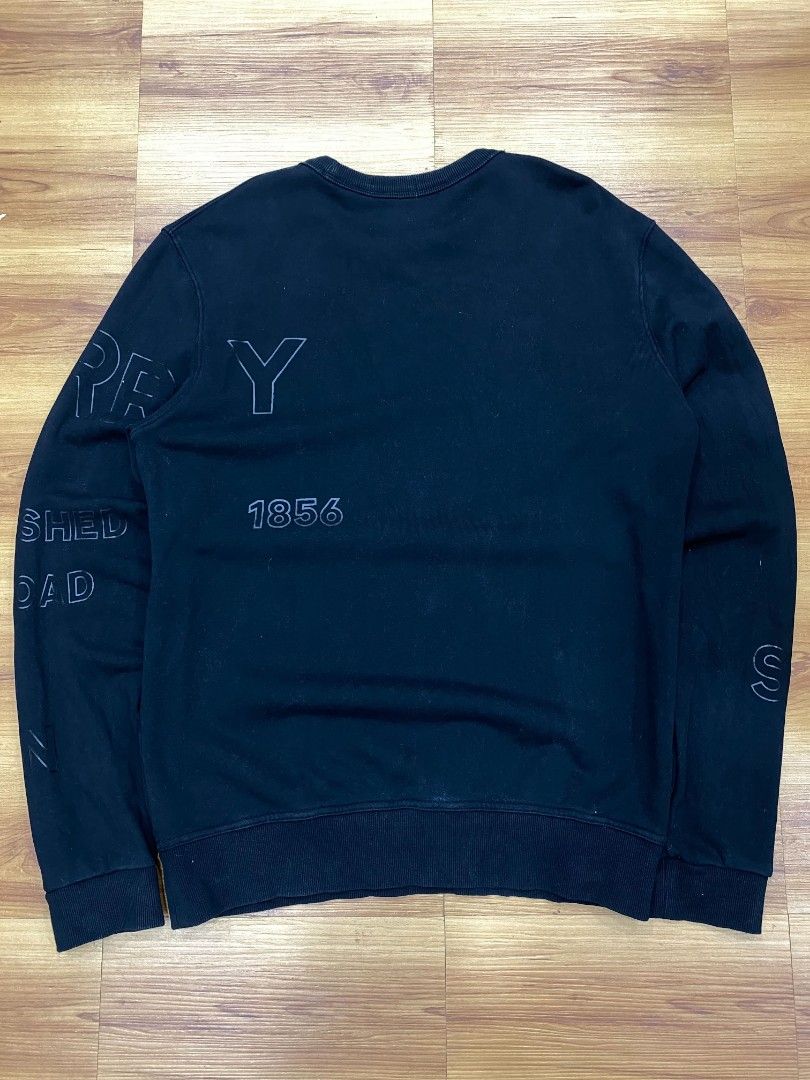 Burberry Horseferry Sweater (Category: Luxury Apparel) located in Cavite. Submitted by six_thrift.ph (Listing ID 1465064212, Image 3). Description: 21.5x29 No flaws 850 + sf Dasmariñas, Cavite.