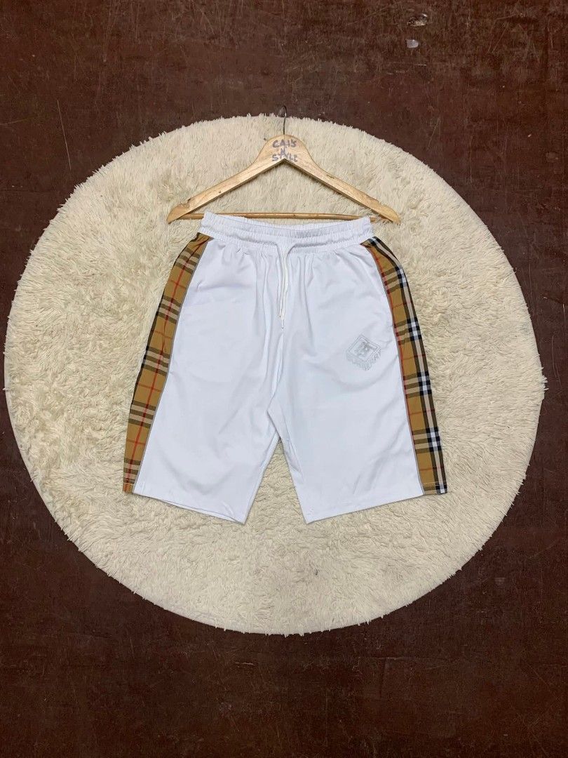 Burberry short (Category: Shorts) located in Lianga. Submitted by legitseller12345678 (Listing ID 1465046715, Image 1). Description: Burberry Excellent 9.5/10 Color rate Waistline 28-32 Length 21 Solid nito💯 Mine 300 plus sf Payment first Unli vouch/can do Vc with the items for safety and assurance😊 Mode of payment: Gcash Courier: J&T Location: Lianga, surigao del dur. Mindanao Mine or Dm to purchase📩.