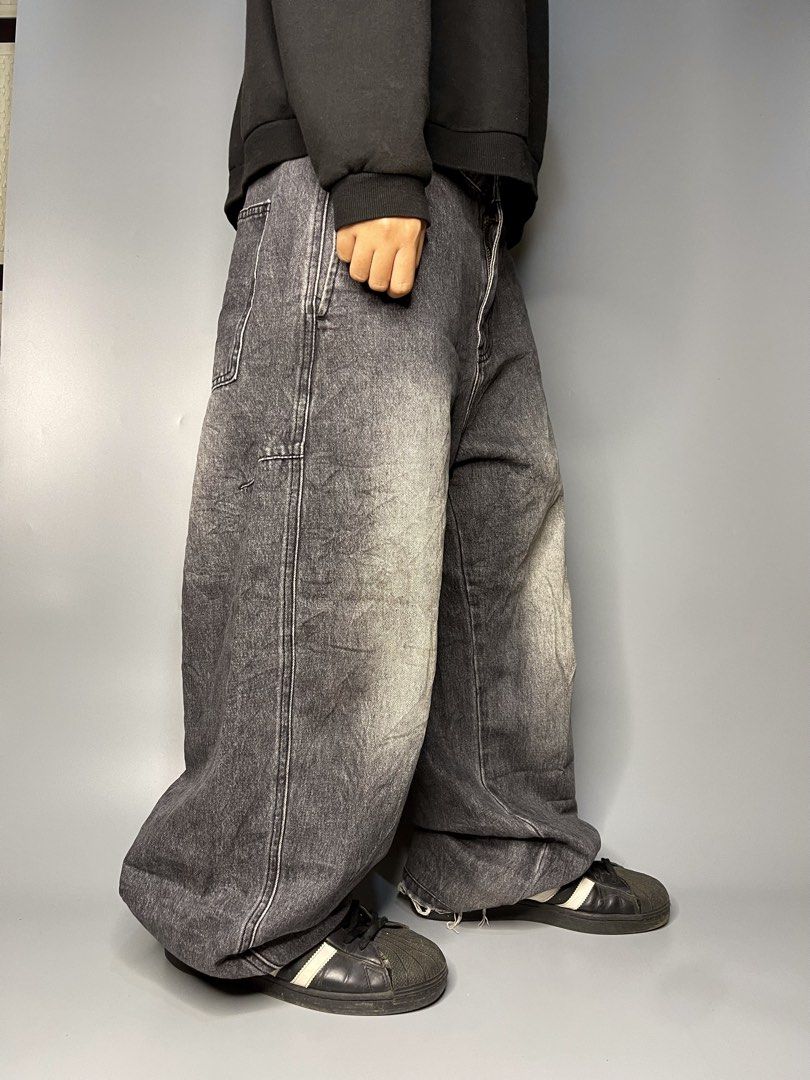 ButtBill ( Faded Black Washed Barrel Jeans ) (Category: Jeans) located in Pagadian. Submitted by thrift.wrld (Listing ID 1465059054, Image 1). Description: ButtBill ( Faded Black Washed Barrel Jeans ) Dimensions: • Width: 32 • Length: 40 • Thigh: 14 • Hem: 9 Drop Prices: • Mine: 500 + ₱9O shipping fee (sf) .
