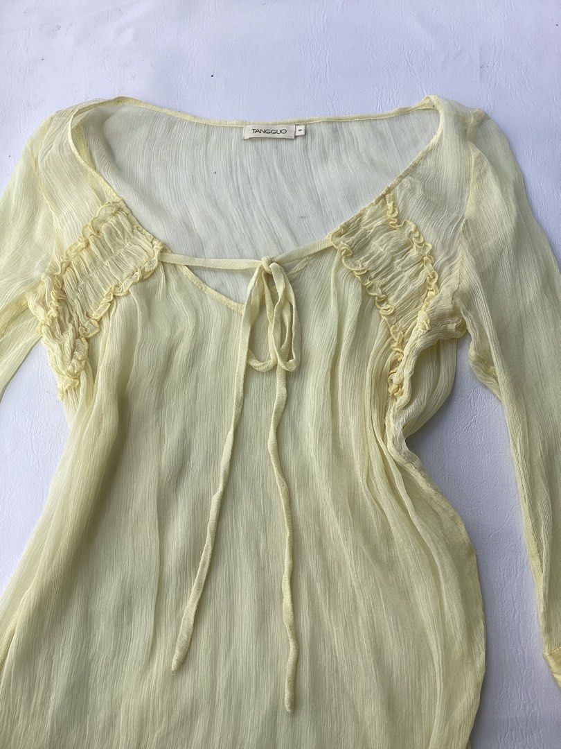 Butter Yellow Sheer Chiffon Tunic (Category: Longsleeves) located in Pasig City. Submitted by wear_she_goes (Listing ID 1465037552, Image 1). Description: .