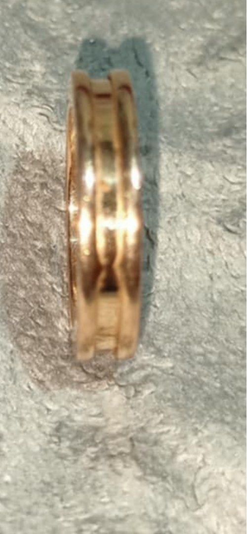 Bvlgari B.zero1 Rose Gold Ring (Category: Rings) located in Bacolod City. Submitted by chuchaystuffs (Listing ID 1465021911, Image 2). Description: - Brand: Bvlgari (B.zero1 Collection) - Material: 18k Rose Gold - Design: Classic multi-band spiral with ribbed profile - Details: Signature BVLGARI logo engraved along the rim - Condition: Excellent / Well-maintained - Style: Timeless luxury, versatile for daily wear or special events - Mode of Payme