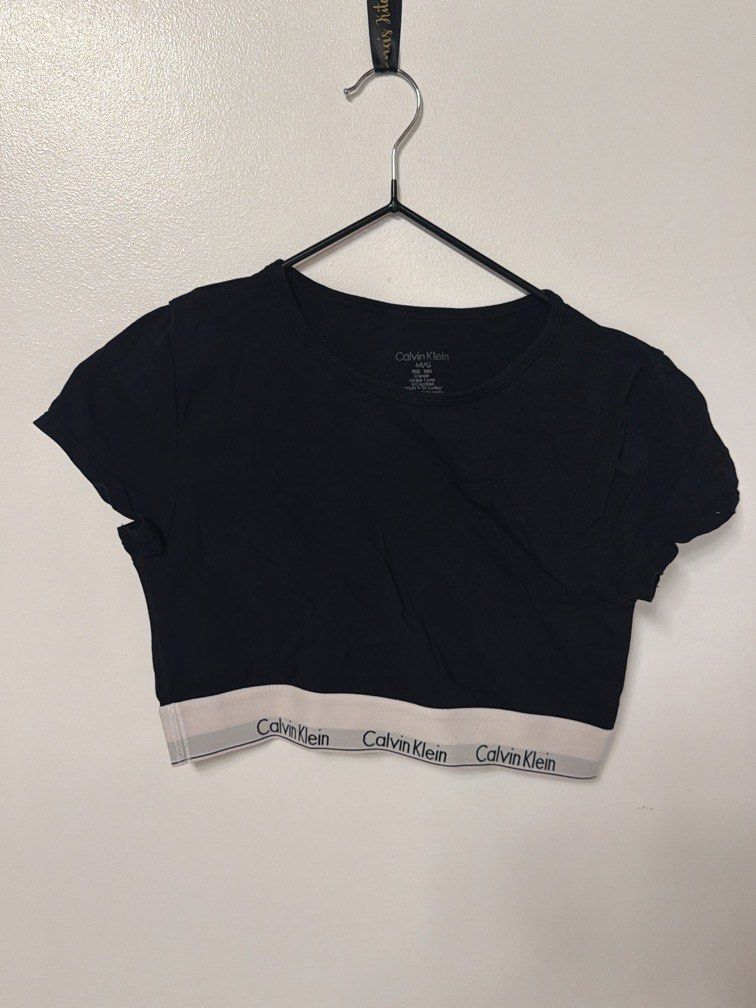 Calvin Klein Top (Cropped) (Category: Others Tops) located in Makati City. Submitted by prelovedandlovedbyt (Listing ID 1465052703, Image 2). Description: Used once only but has been stored for quite time Fits XS-M .