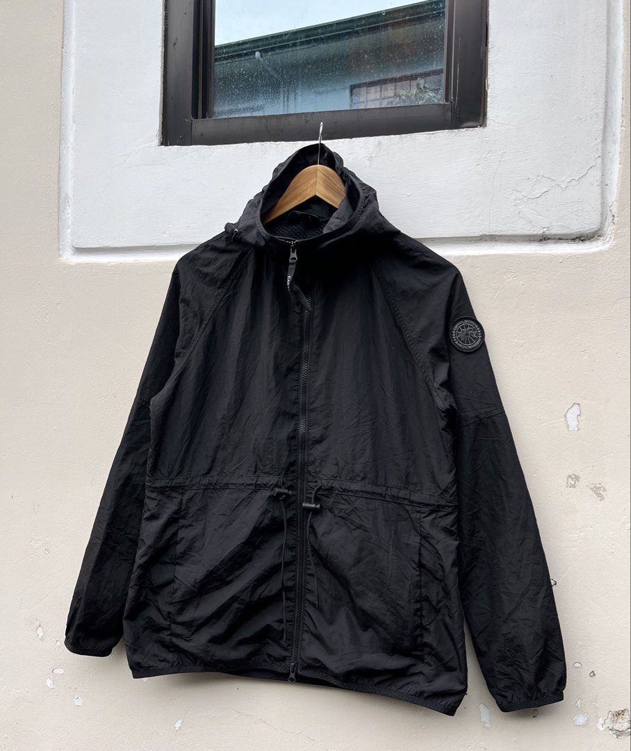 CANADA GOOSE LUNDELL JACKET (Category: Luxury Apparel) located in Baguio. Submitted by closetgc.clothingshop (Listing ID 1465034091, Image 3). Description: Canada Goose Lundell jacket In excellent condition Guaranteed Authentic Hologram still intact Best fit medium asian.
