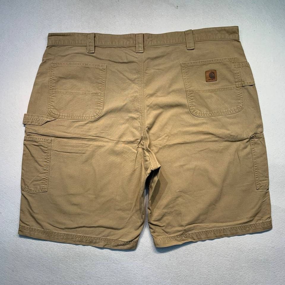Carhartt B147 DKH Brown Shorts (Category: Shorts) located in Mandaluyong City. Submitted by theroom501 (Listing ID 1465109771, Image 1). Description: Carhartt B147 DKH Brown Shorts Style Code: B147 DKH Size on Tag: 46 Color: Brown Condition: Good pre-owned condition with visible signs of previous use. Flaws/Issues: Flat Lay Measurements: Pit to Pit: 46 inches Length: 23 inches Leegopening Length: 14 inches Price: 2500.